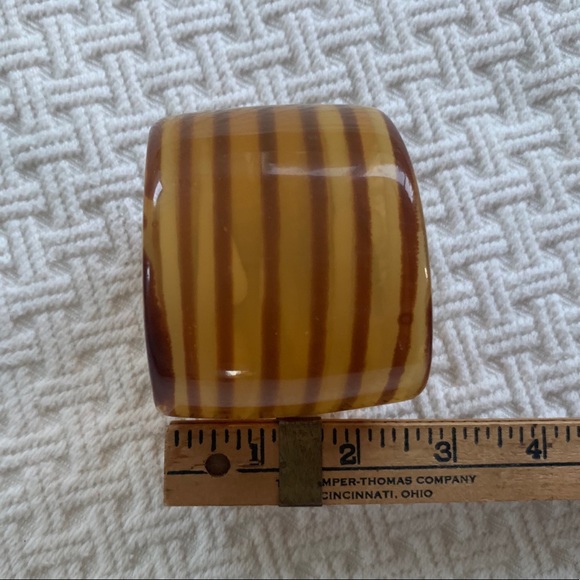 ❤️Tiger Stripe Wide Bangle - Picture 4 of 4